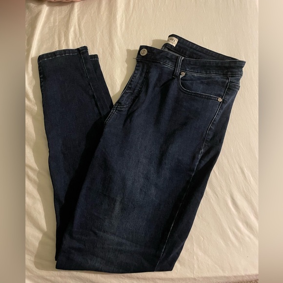 COPY - Eloquii sculpting skinny jean size 16 - Picture 3 of 4